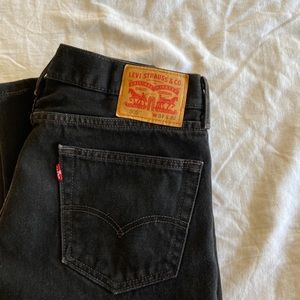 Levis Jean
